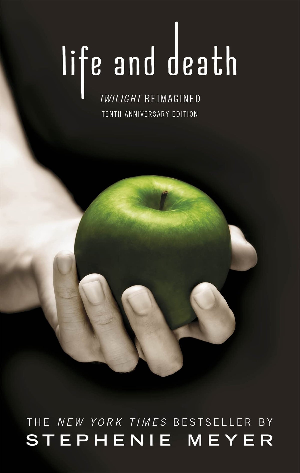 LIFE AND DEATH: TWILIGHT REIMAGINED book cover