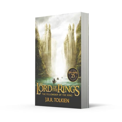 The Fellowship of the Ring: Exclusive anniversary edition of The Lord of the Rings celebrating the epic movie trilogy: Book 1