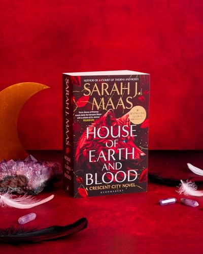 House of Earth and Blood: The first book in the SENSATIONAL Crescent City series, from the creator of ACOTAR