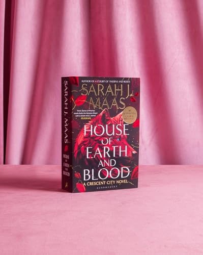 House of Earth and Blood: The first book in the SENSATIONAL Crescent City series, from the creator of ACOTAR