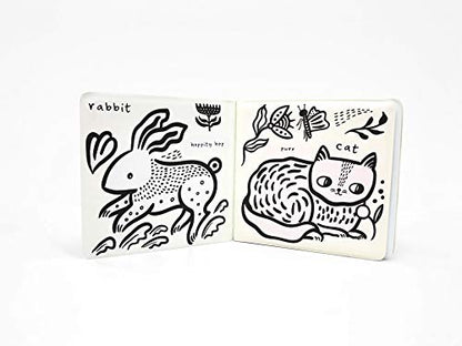 Colour Me: Who Loves Pets?: Watch Me Change Colour in Water: Volume 6 (Wee Gallery Bath Books)
