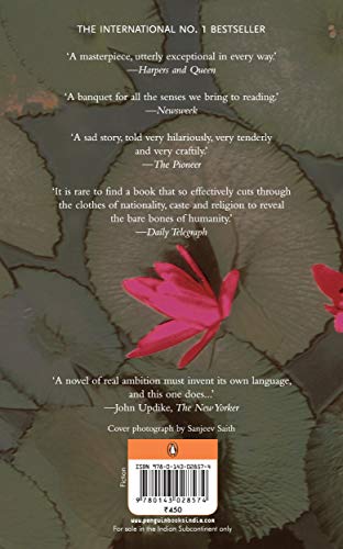 The God of Small Things: Winner of the Booker Prize (1997), English fiction novel by award winning author