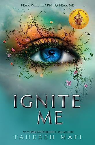 Ignite Me (Shatter Me) book cover