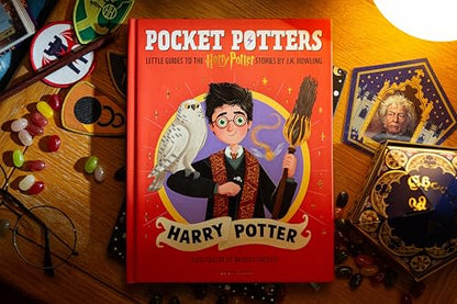Harry Potter: The must-have Christmas stocking filler for Potter fans! (Pocket Potters – Little Guides to the HARRY POTTER Stories)