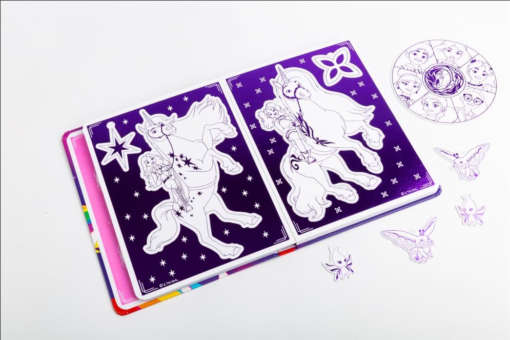 Unicorn Academy: Press Out and Decorate: with over 25 sparkling pieces (Unicorn Academy: TV tie-in titles)