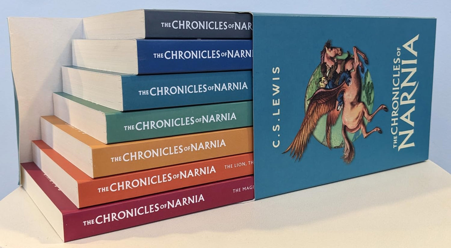 The Chronicles of Narnia Box Set: The complete collection of seven classic fantasy adventure stories for kids