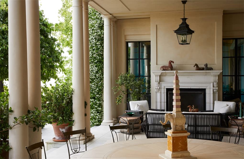 Objects of Desire: Architecture and Interiors