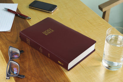 Niv, Gift And Award Bible, Leather-Look, Burgundy, Red Lette