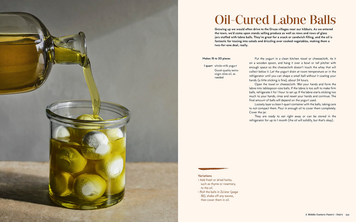 A Middle Eastern Pantry: Essential Ingredients for Classic and Contemporary Recipes: A Cookbook