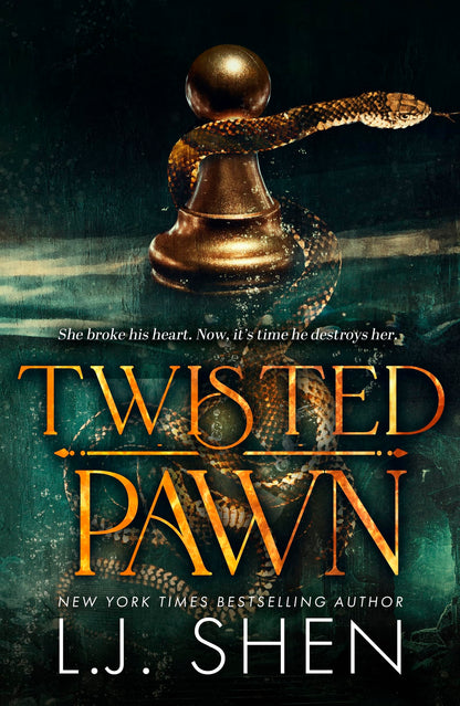 Twisted Pawn: Your new favourite dark and steamy romance series (Society of Villains)
