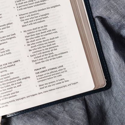 NKJV, Value Thinline Bible, Large Print, Imitation Leather, Black, Red Letter Edition